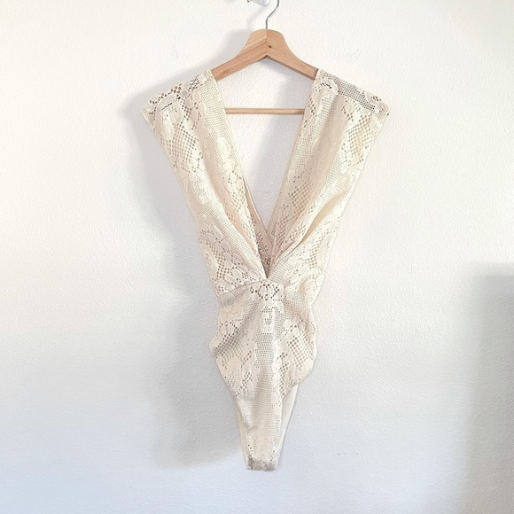 NWT Anthropologie Mes Demoiselles Fanti Plunging V Lace Bodysuit in Ecru XS - SM - Picture 7 of 15